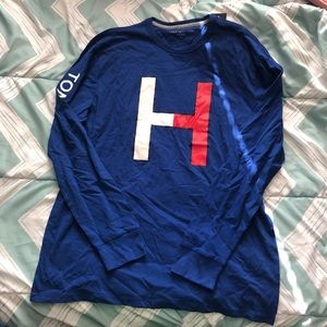 Long sleeve Tommy tee